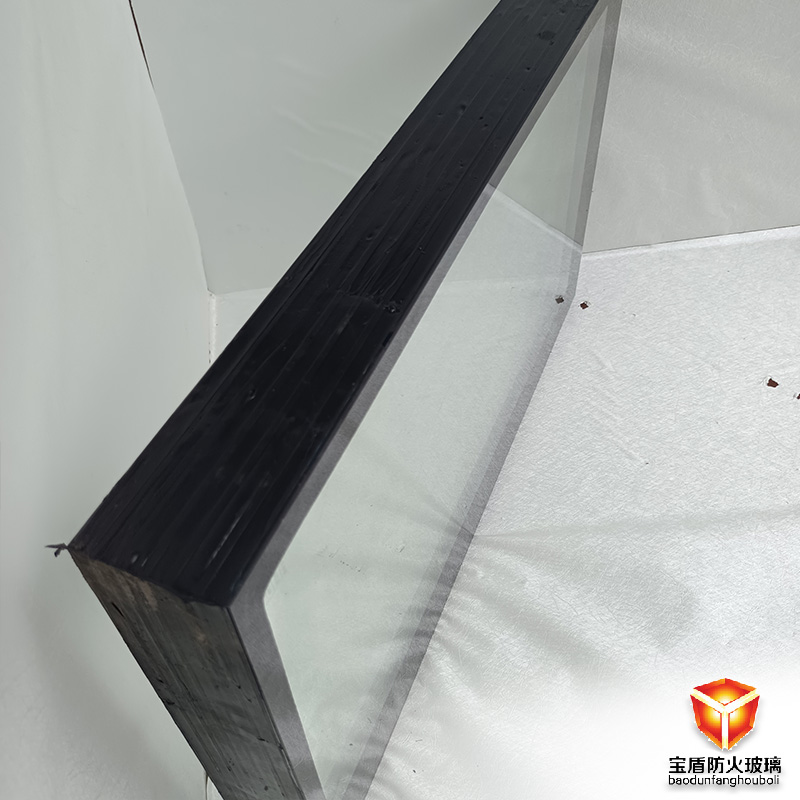 纳米水晶硅防火玻璃