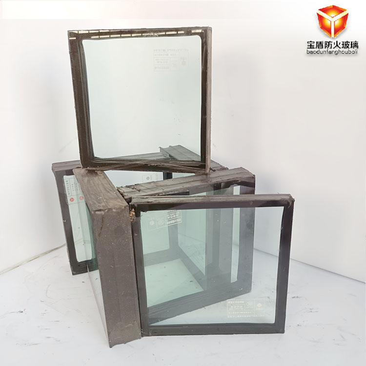 纳米水晶硅防火玻璃