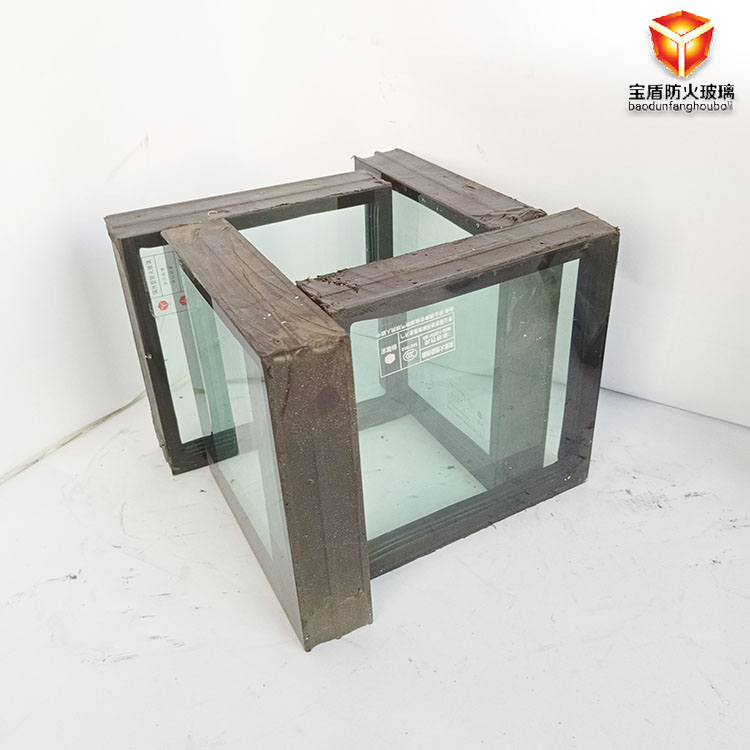 纳米水晶硅防火玻璃